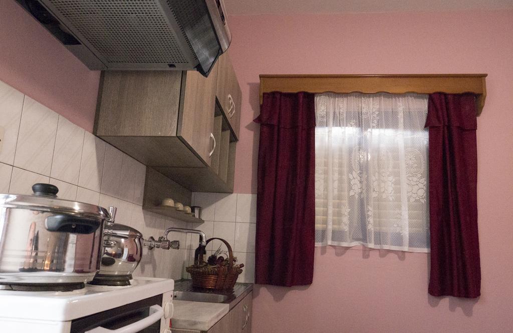 Leader Apartment Mytikas  Bilik gambar